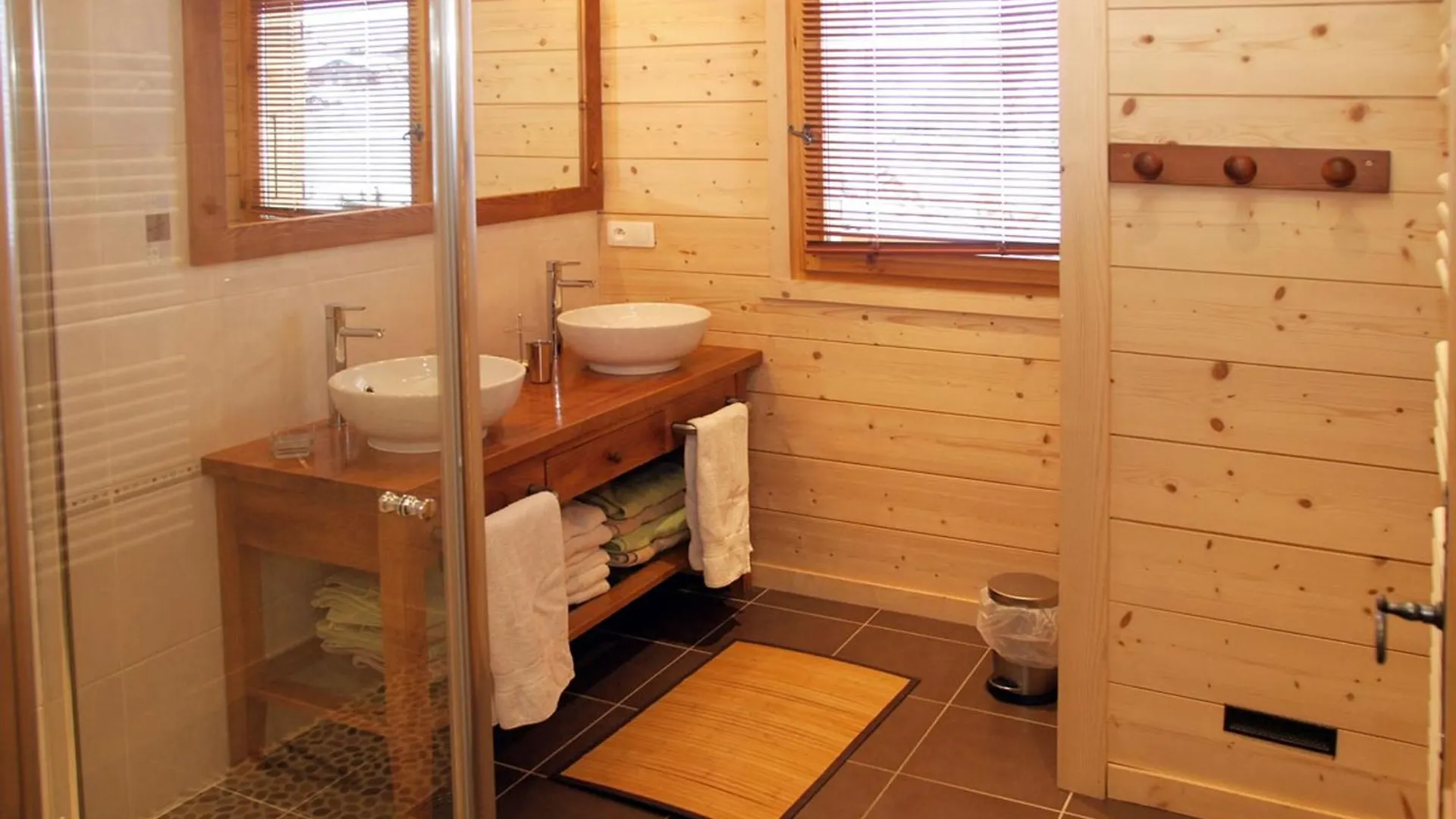 Chalet Familial, 5 Chambres, Hammam, Cheminee, Pres Des Pistes - Fr-1-467-44 Le Grand-Bornand